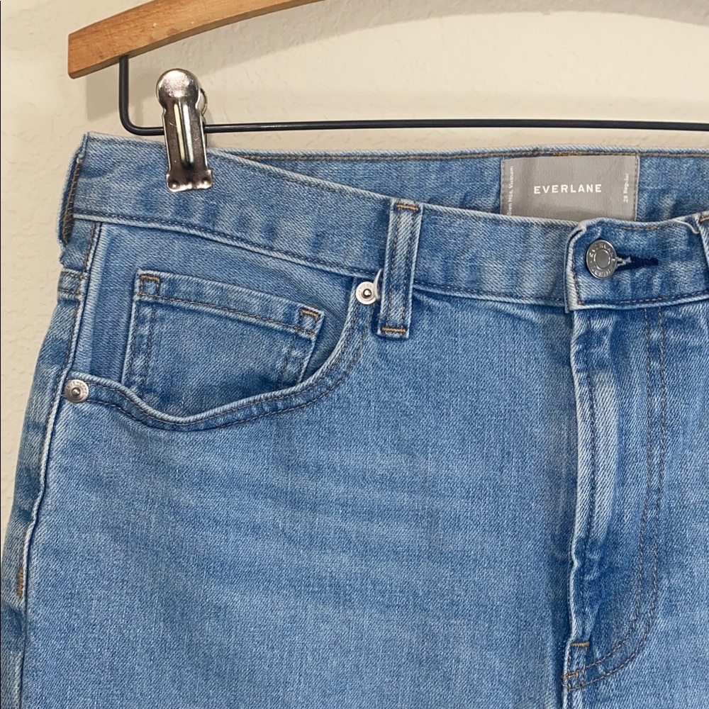 🎈Women’s Light Wash Everlane Size 28 Regular!